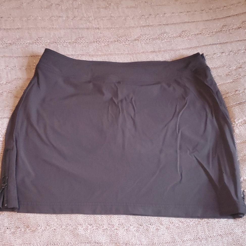 Athleta Skort.Suze 8,Brown Color